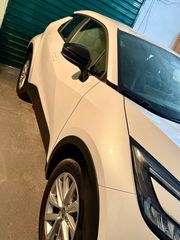 Toyota C-HR 2026 C-ULT HYBRID-thumb-6