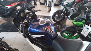 Suzuki GSX-R 750 2006 GSX-R 750-thumb-2