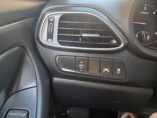 Hyundai i 30 2017 HATCBACK FULL EXTRA AYTOMATO!-thumb-17