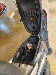 Piaggio Beverly 250 2004 250-thumb-7