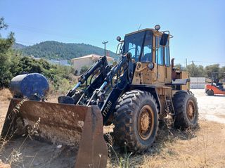 Φορτωτής Με Λάστιχα CAT 1998 CAT IT 28B σηκώνει ψιλά