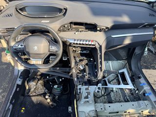 Τρομπέτο εμπρός Peugeot 5008 με σετ αερόσακους-thumb-1