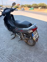 Kymco Straight 150 2011-thumb-4
