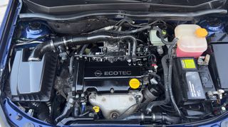 Opel Astra 2005-thumb-7