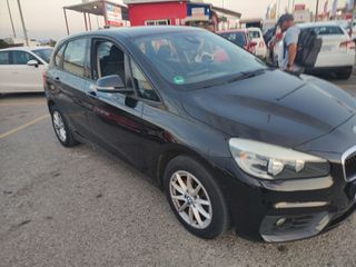 Bmw 220 Active Tourer 2015-thumb-4