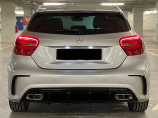 Mercedes-Benz A 180 2017-thumb-2