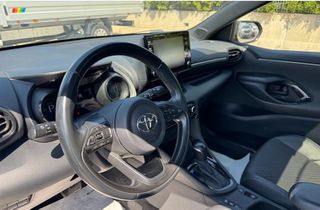 Toyota Yaris 2022-thumb-4