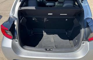 Toyota Yaris 2022-thumb-12