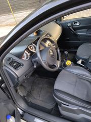 Renault Megane 2008-thumb-6