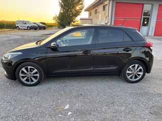 Hyundai i 20 2015 Camera,led,clima ,lane assist-thumb-4