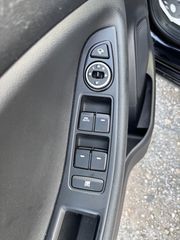 Hyundai i 20 2015 Camera,led,clima ,lane assist-thumb-12