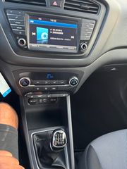 Hyundai i 20 2015 Camera,led,clima ,lane assist-thumb-20