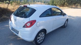 Opel Corsa 2014-thumb-3