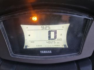 Yamaha NMAX 155 2022-thumb-16