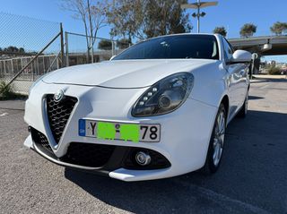 Alfa Romeo Giulietta 2016 1.6 JTDM-2 120HP SUPER