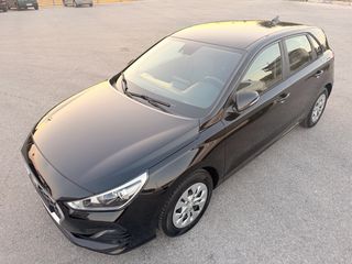 Hyundai i 30 2019 1400CC FULL EXTRA NAVI CAMERA