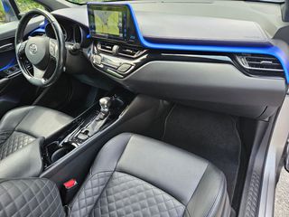Toyota C-HR 2018 Hybrid  BI TONE AUTO  NAVI  - LED-thumb-6