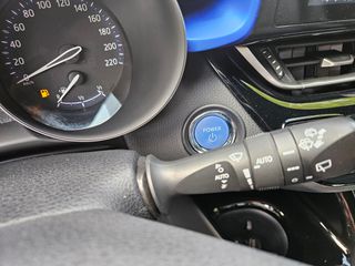Toyota C-HR 2018 Hybrid  BI TONE AUTO  NAVI  - LED-thumb-10