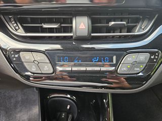 Toyota C-HR 2018 Hybrid  BI TONE AUTO  NAVI  - LED-thumb-11