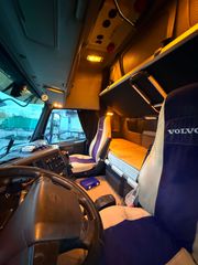Volvo 2011 Fh 500 EEV τράκτορας +καρότσα μαζί τελική τιμή 25000€-thumb-9