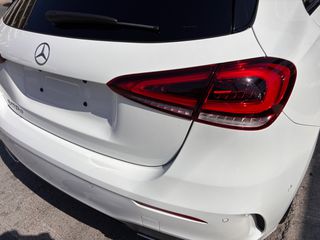 Mercedes-Benz A 180 2020 d AMG PACKET-thumb-9