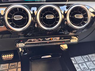 Mercedes-Benz A 180 2020 d AMG PACKET-thumb-22
