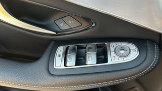 Mercedes-Benz GLC 300 2019 4MATIC 9G-TRONIC AMG LINE-thumb-55