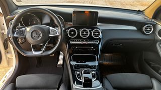 Mercedes-Benz GLC 300 2019 4MATIC 9G-TRONIC AMG LINE-thumb-25