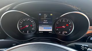 Mercedes-Benz GLC 300 2019 4MATIC 9G-TRONIC AMG LINE-thumb-35