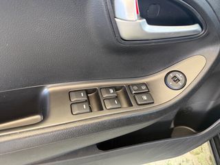 Kia Picanto 2016-thumb-16