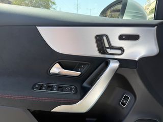 Mercedes-Benz A 250 2020 AMG Line / Panorama-thumb-18