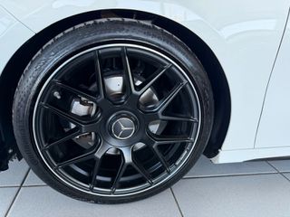 Mercedes-Benz A 200 2023 AMG-LINE 7G-DCT-thumb-10