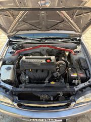 Toyota Corolla 2000 VVTI 1.4