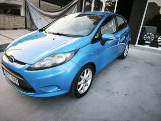Ford Fiesta 2011-thumb-2