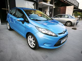 Ford Fiesta 2011-thumb-4