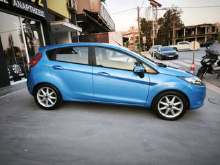 Ford Fiesta 2011-thumb-5