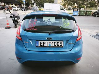 Ford Fiesta 2011-thumb-7