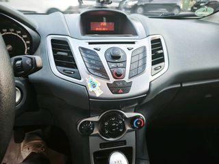 Ford Fiesta 2011-thumb-14