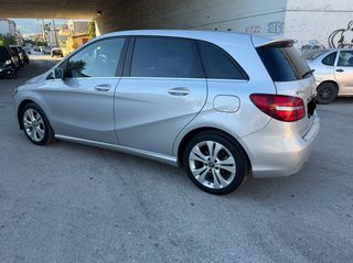 Mercedes-Benz B 180 2017-thumb-5