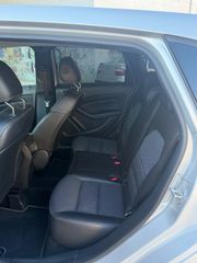 Mercedes-Benz B 180 2017-thumb-8