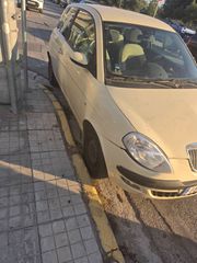 Lancia Ypsilon 2005