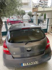 Hyundai i 20 2009-thumb-5