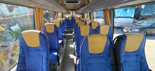 Mercedes-Benz 2011 Sprinter 519 CDI-thumb-9