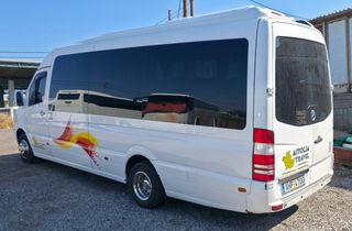 Mercedes-Benz 2011 Sprinter 519 CDI-thumb-3