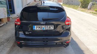 Ford Focus 2017 ST LINE-thumb-2