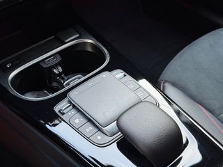 Mercedes-Benz A 250 2022 E AMG-LINE 8G-DCT! ALCANTARA! 262HP!-thumb-23