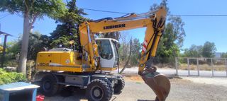 Εκσκαφέας Με Λάστιχα Liebherr 2012 Α 904 C-thumb-2