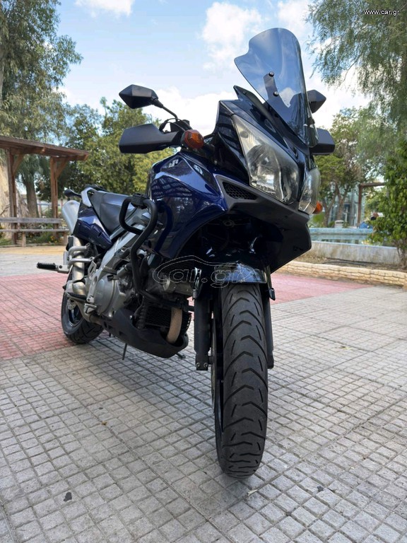 Suzuki V-Strom 1000 2005