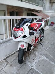 Suzuki GSX-R 1000 2002 K2