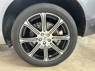 Volvo XC 60 2021 T8 PHEV 2.0 390hp INCRIPRTION/airmatic/-thumb-4
